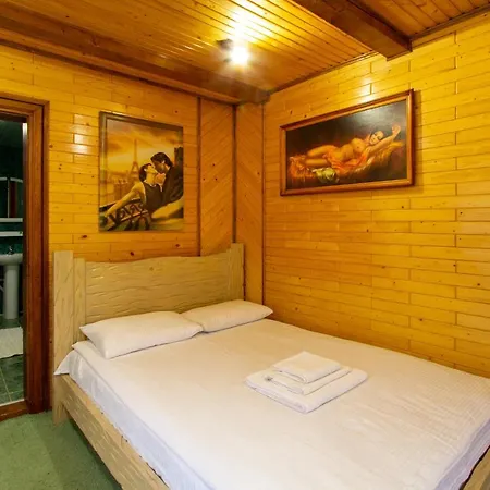 Carpathian Land Lodge Yaremche